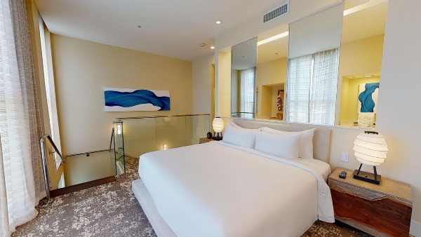 Eden Roc Miami Beach image 2